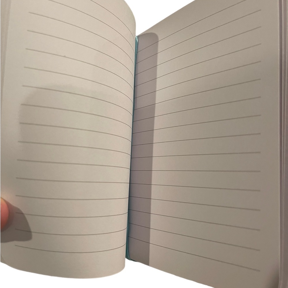 NWT small notebook pocket with gold penππβοΈπΉπΊ - Picture 3 of 3
